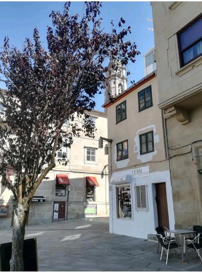 Pleno Centro, Alameda, 5 Minutos Casco Vello Y Estacion Ave Appartement Comarca de Comarca de Vigo Buitenkant foto