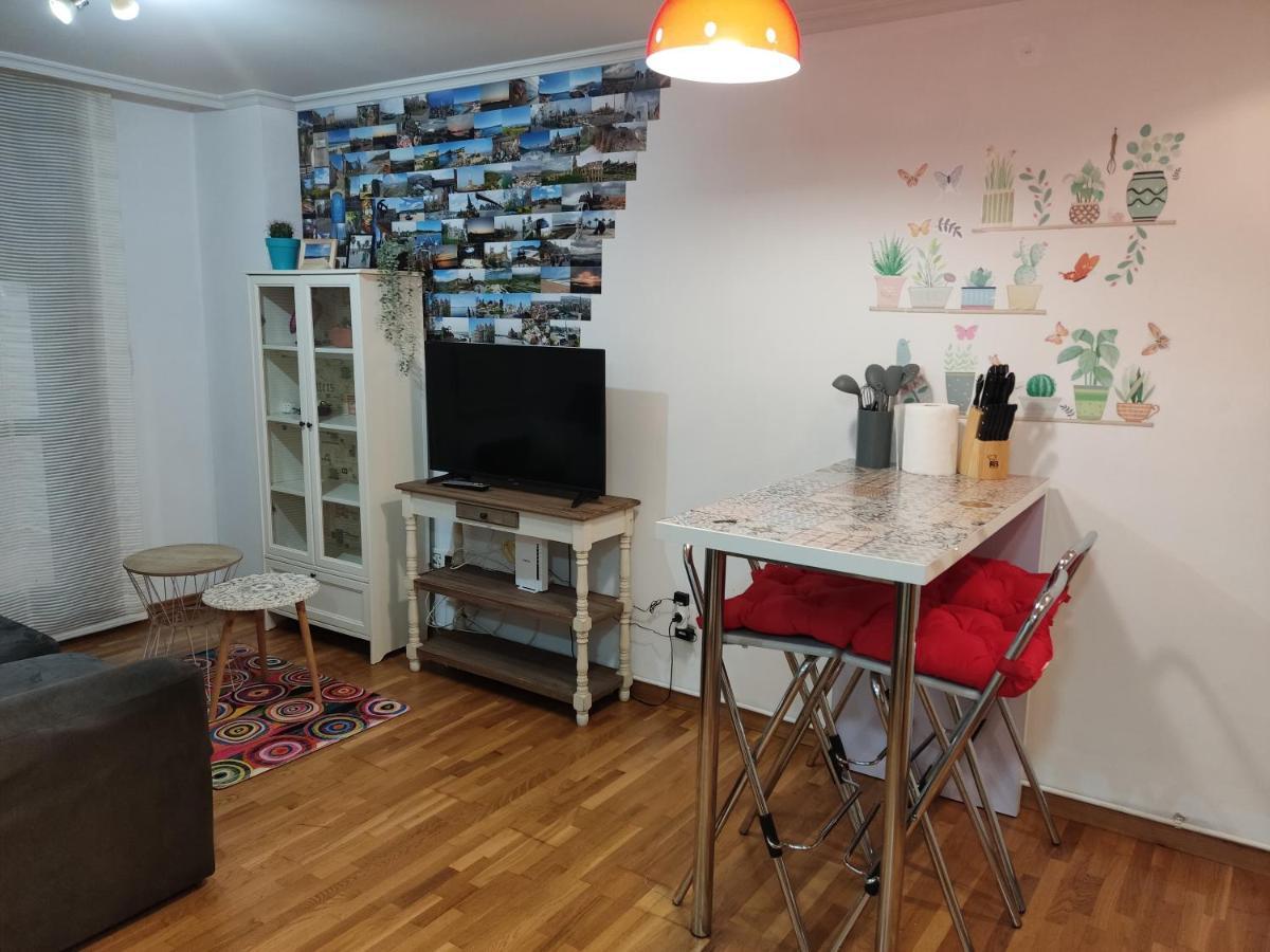 Pleno Centro, Alameda, 5 Minutos Casco Vello Y Estacion Ave Appartement Comarca de Comarca de Vigo Buitenkant foto