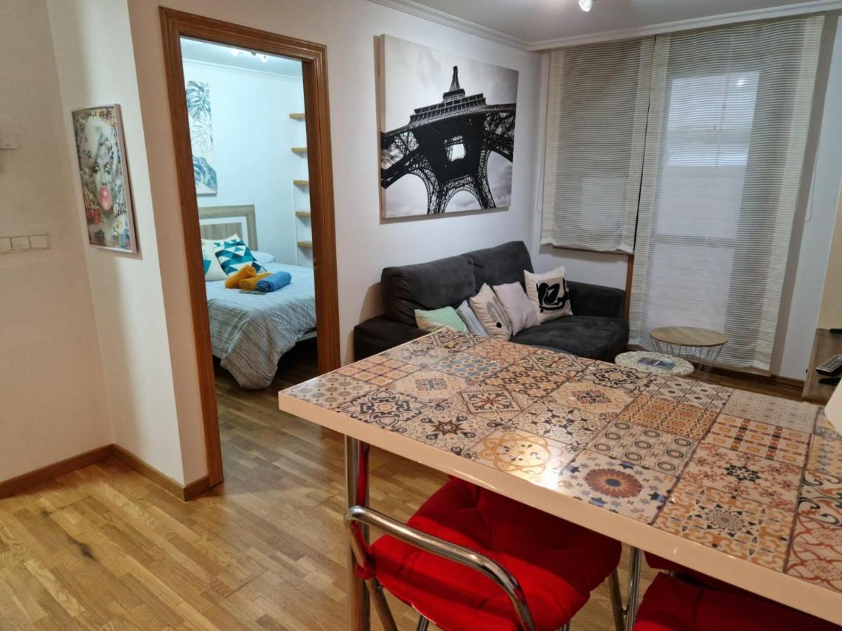 Pleno Centro, Alameda, 5 Minutos Casco Vello Y Estacion Ave Appartement Comarca de Comarca de Vigo Buitenkant foto
