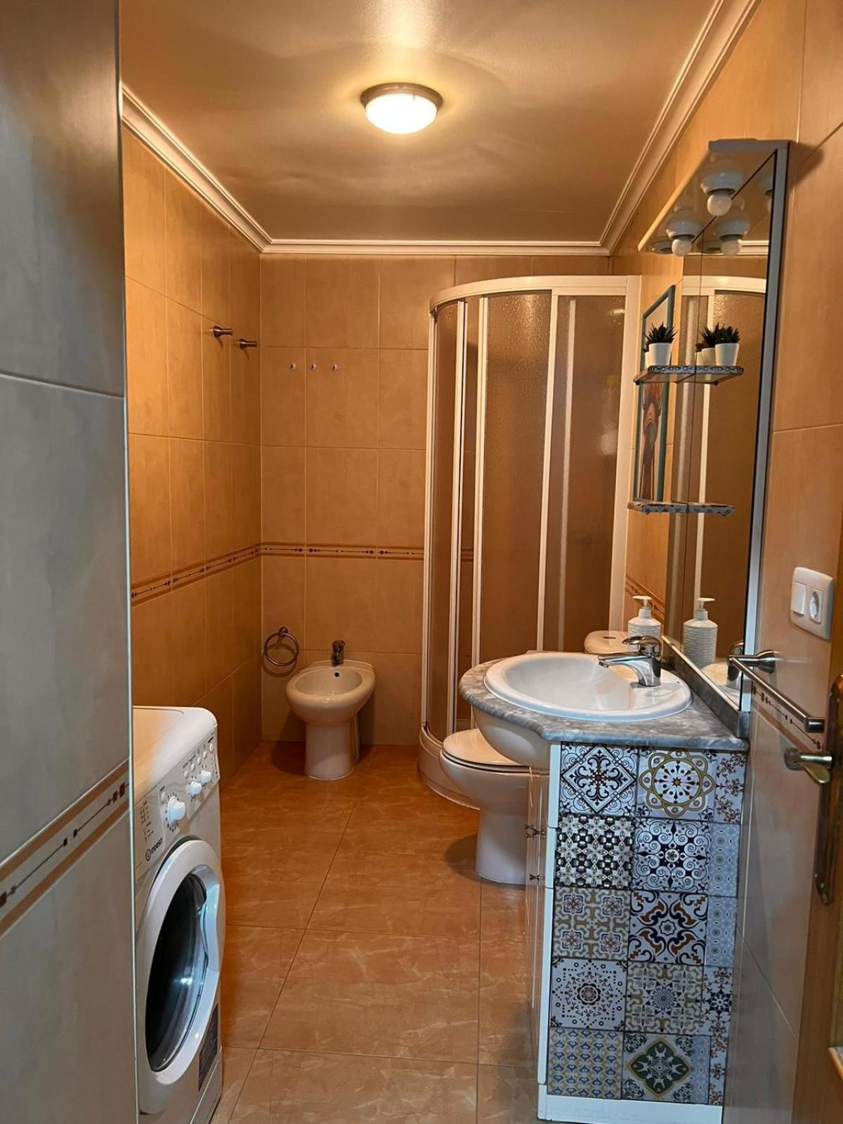 Pleno Centro, Alameda, 5 Minutos Casco Vello Y Estacion Ave Appartement Comarca de Comarca de Vigo Buitenkant foto